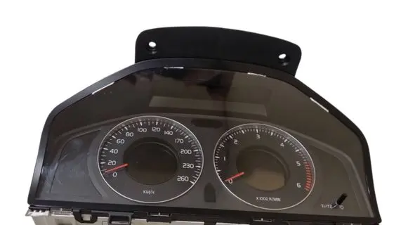 Volvo V70 Speedometer (instrument cluster) 31254535AA 36000411 69199660U