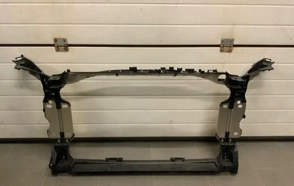 Audi A5 Radiator support slam panel bracket 8B3805594