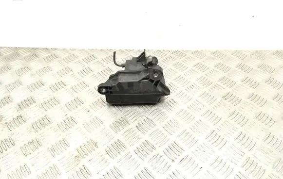 Vacuum air tank