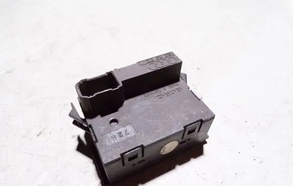Audi A6 S6 C5 4B Other devices 8L0919272A