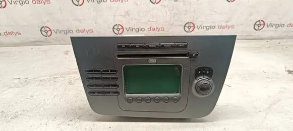Seat Altea XL Radio/CD/DVD/GPS head unit 49075P4230732 0208616 1035186