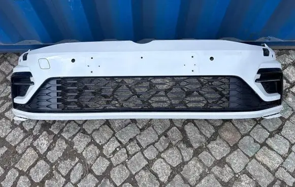 Volkswagen Golf VII Front bumper 5G0807221MJ