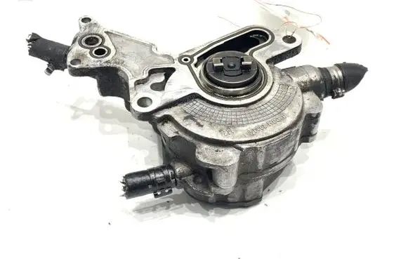 Volkswagen Polo IV 9N3 Vacuum pump 038145209A