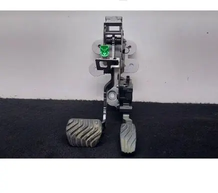 Renault Megane IV Accelerator throttle pedal 180020000R 465013567R