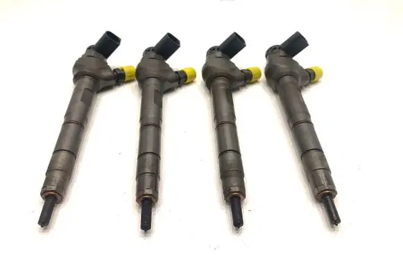 Audi A4 S4 B8 8K Fuel injectors set 0445110646
