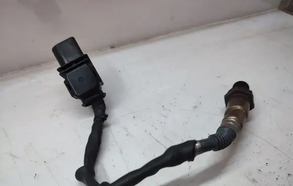 Hyundai Santa Fe Lambda probe sensor 393502A410