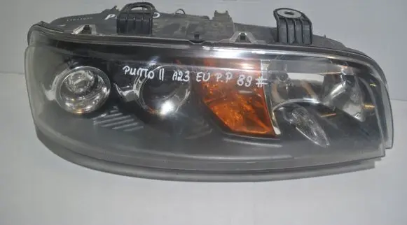 Fiat Punto (188) Headlight/headlamp