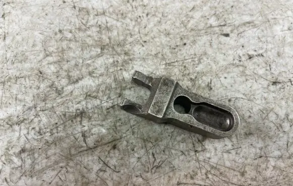 KIA Carens I Fuel Injector clamp holder