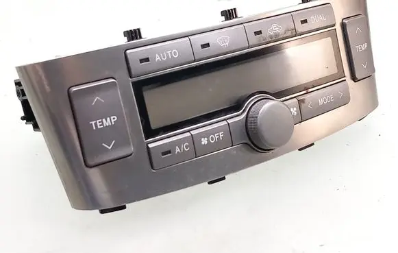 Toyota Avensis T250 Climate control unit 5590005201 MB1465704820