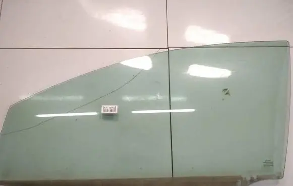 Seat Altea Front door window glass four-door AS2