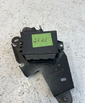 Renault Trafic II (X83) Parking PDC control unit/module 8200951735 080311F