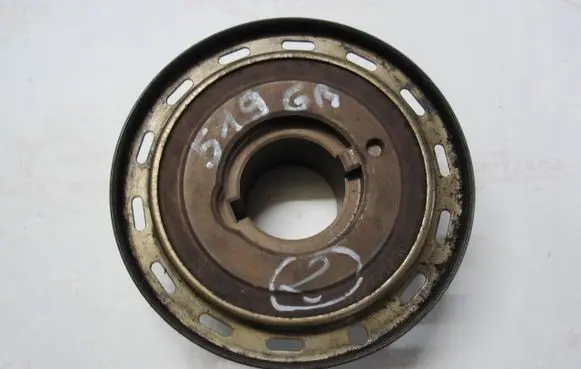 Volvo V50 Crankshaft pulley 519GB
