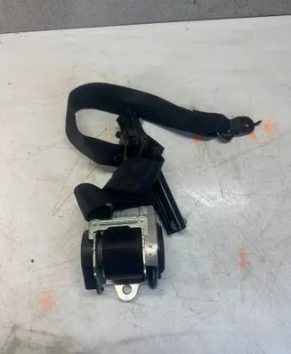 Mercedes-Benz Sprinter W906 Front seatbelt 601384100 000R000