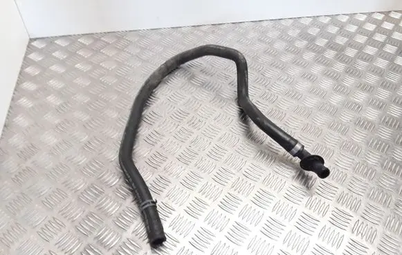 Mercedes-Benz E W211 Engine coolant pipe/hose