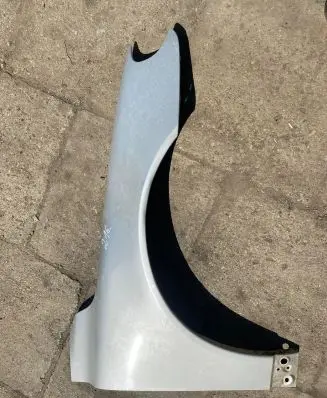 Volvo V70 Fender
