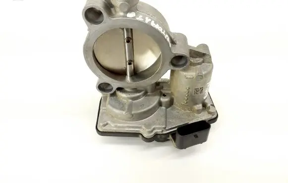 BMW 1 F40 Throttle valve 7618838 A3C0067710000