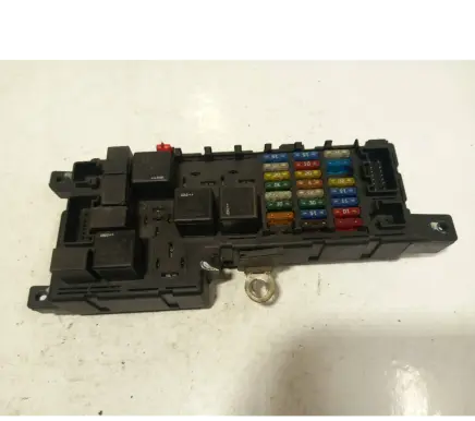 Volvo XC70 Fuse module 518322110