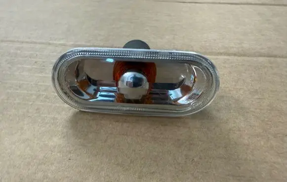 Volkswagen Amarok Front fender indicator light 7E0949117B