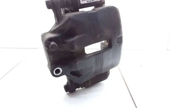Opel Insignia A Front brake caliper