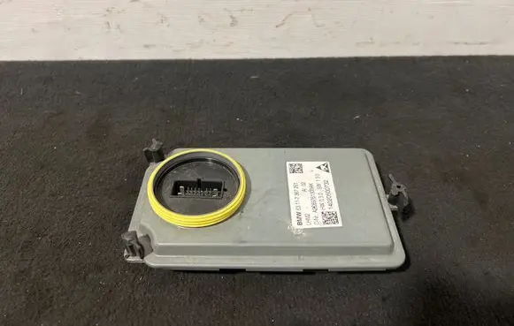 BMW 5 F10 F11 Headlight ballast module Xenon 7367261