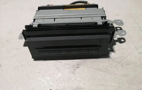 Mercedes-Benz GL X164 CD/DVD changer A2118703889