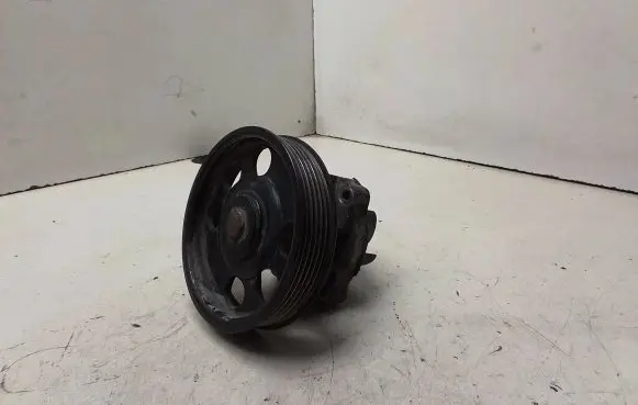 Opel Astra H Water pump 1235207