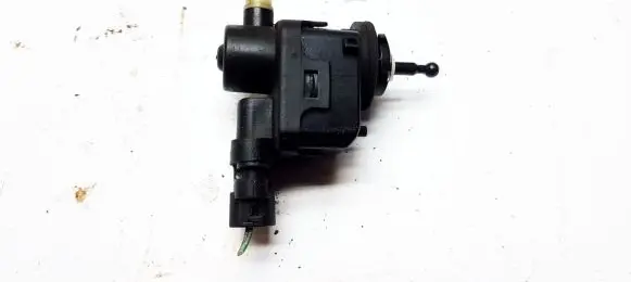 Headlight level adjustment motor