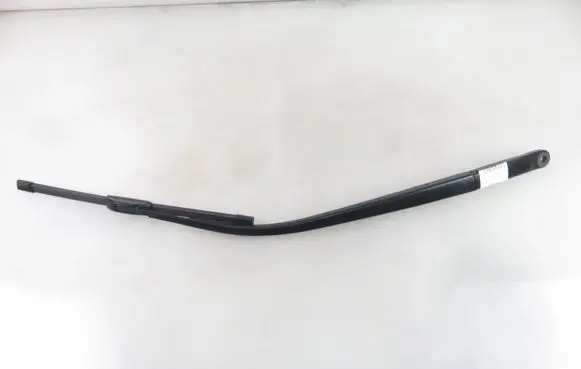 Honda CR-V Front wiper blade arm 