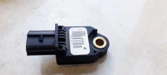 Subaru Legacy Airbag deployment crash/impact sensor 898310W040 89831-0W040