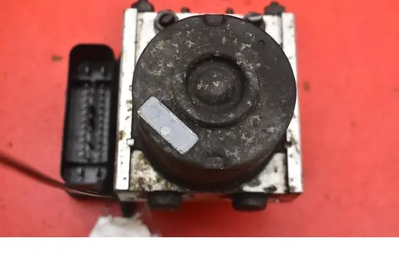 Skoda Octavia Mk2 (1Z) ABS Pump 1K0614117H