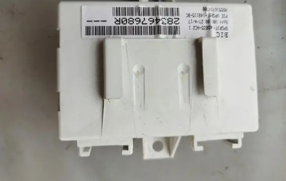 Renault Clio IV Other control units/modules 283467680R