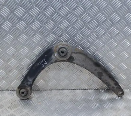 Peugeot 5008 Front lower control arm/wishbone 833547