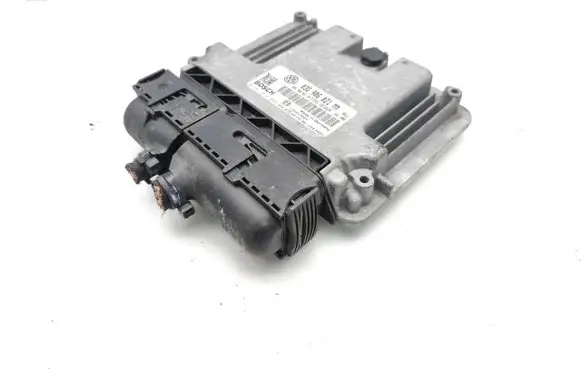 Volkswagen Touran I Engine control unit/module 03G906021MM 0281014044