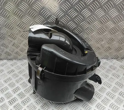 Ford Ranger Air filter box WE0113300C