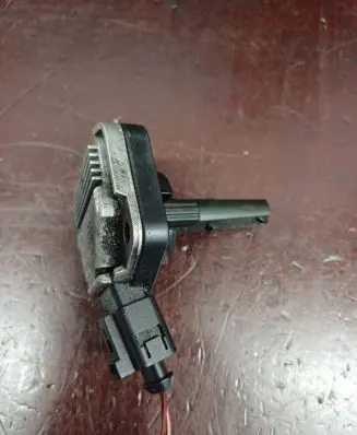 Audi A4 S4 B6 8E 8H Oil level sensor 1J0907660B 6PR00807902