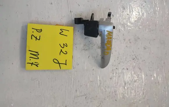 Mazda 6 Front door interior handle 8941561