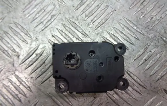 Ford Focus A/C air flow flap actuator/motor 3M5H19E616AB