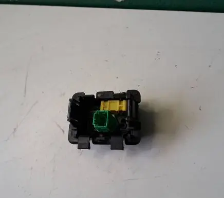 Citroen C5 AUX in-socket connector 