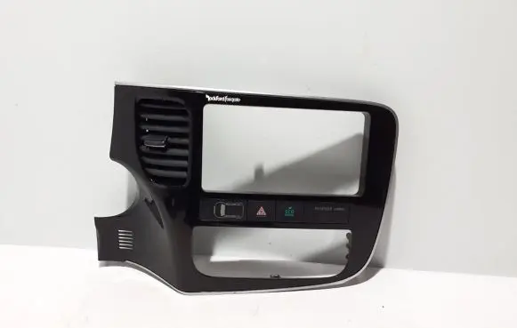 Mitsubishi Outlander Panel trim 8002B294