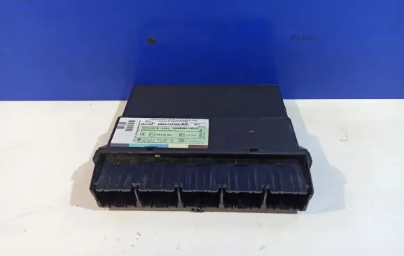 Jaguar X-Type Central body control module 4X4315K600AD