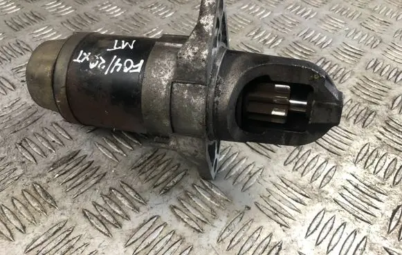 Subaru Forester SG Starter motor 23300AA450 M000T30471