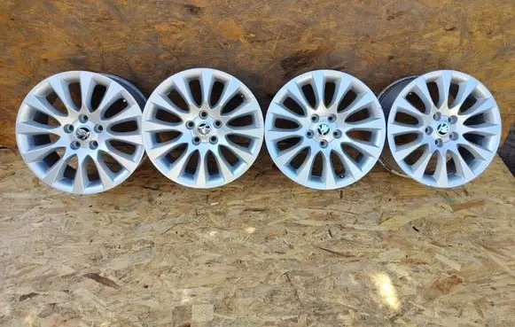 Skoda Superb B6 (3T) R17 alloy rim 3T0601025G