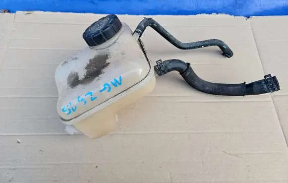 MG ZS Coolant expansion tank/reservoir 10237071