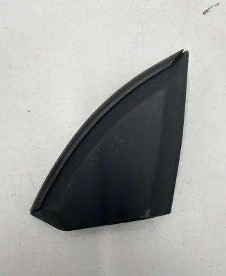 Nissan Leaf II (ZE1) Other front door trim element 802923NL0A
