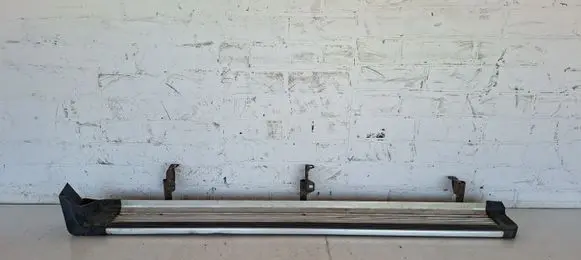 Mitsubishi Pajero Sill 