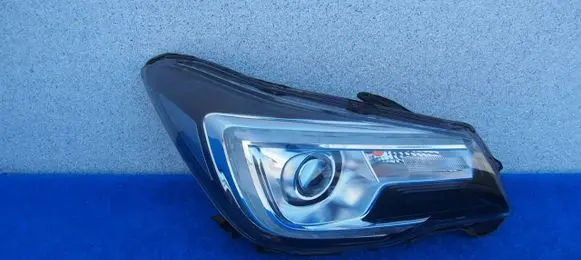 Subaru Forester SJ Headlight/headlamp 10060311