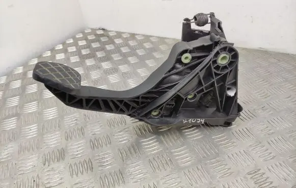 Clutch pedal