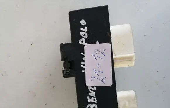 Skoda Roomster (5J) Coolant fan relay 1J0919506M 898967000