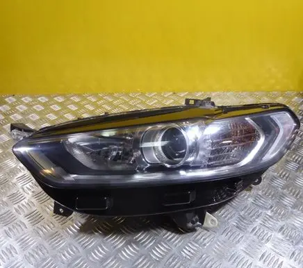 Ford Mondeo MK V Headlight/headlamp DS7313W030AF