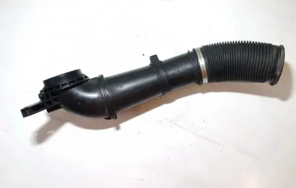 Ford Kuga I Air intake hose/pipe 7689484400